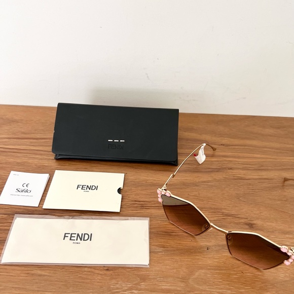 FENDI sunglasses new in box FF 0261/S - Picture 3 of 14